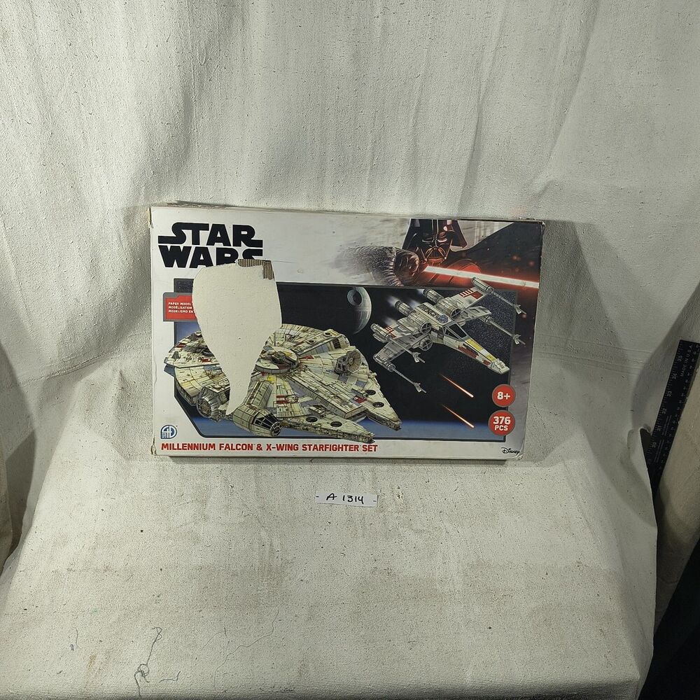 Star Wars Millennium Falcon & X Wing Starfighter Set 8+ Yrs 376 Pieces Model Kit